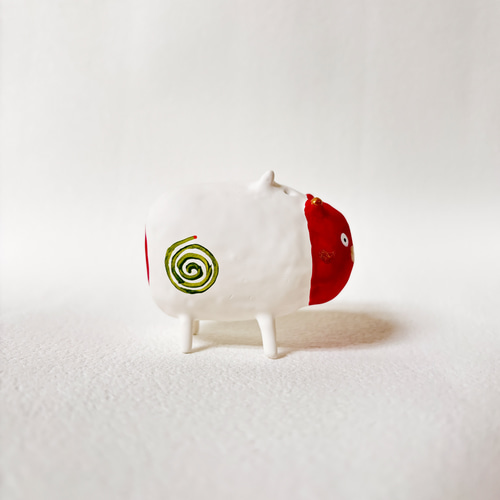 ブタ蚊取り線香の赤べこ 張り子人形 その他置物 ハリボテの智里 通販