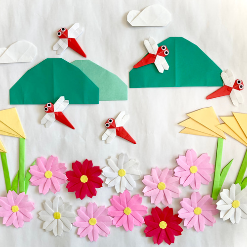 折り紙 コスモスと赤とんぼ 壁面飾り その他雑貨 miko origami 通販 