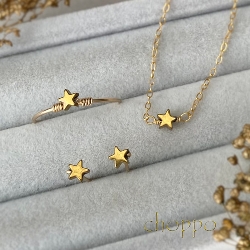 値下☆重ね付けOK♪華奢なgoldリング♡① ちいさな星の一粒リング☆14㎏f オープンリング サイズ調整可 14