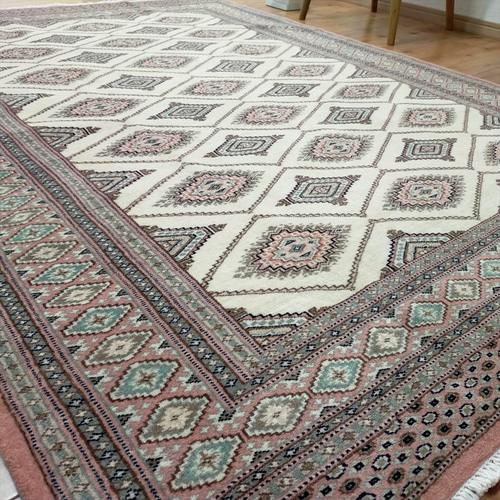 パキスタン絨毯 ハイクオリティ 190x140cm 手織り ピンク