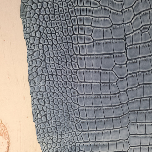 ワニ革 ヌバック仕上げ ブルージーン No.C006287 その他素材