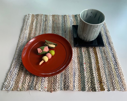 裂き織り(さきおり)のランチョンマット/テーブルマット 絹の着物小布を