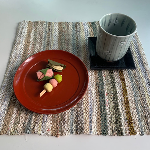 裂き織り(さきおり)のランチョンマット/テーブルマット 絹の着物小布を
