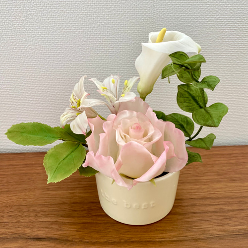 ハンドメイド／薔薇雑貨／リース／クレイフラワー／フラワーアレンジメント／粘土 ハンドメイド／ミニチュアクレイフラワーアレンジメント／粘土