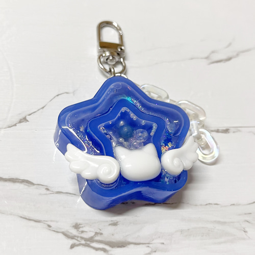 蓄光ブルー系3色スターシェイカーキーホルダー　レジン　シャカシャカ　キラキラ　青 蓄光ブルー系3色スターシェイカーキーホルダー レジン