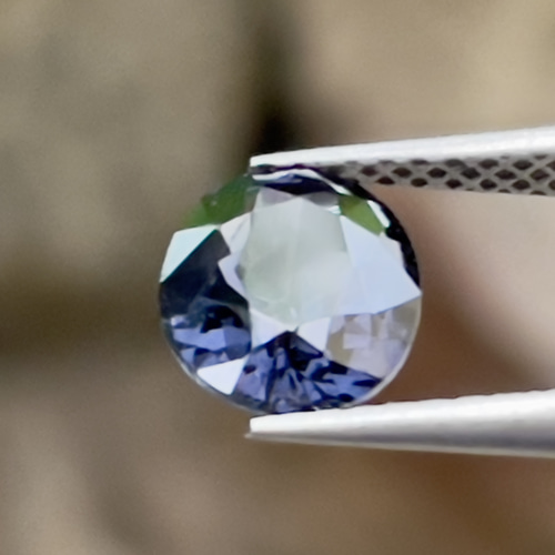 スピネル ダークブルー スピネル ルース 1.60 カラット オーバルカット