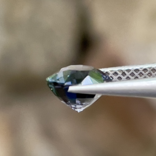 スピネル ダークブルー スピネル ルース 1.60 カラット オーバルカット