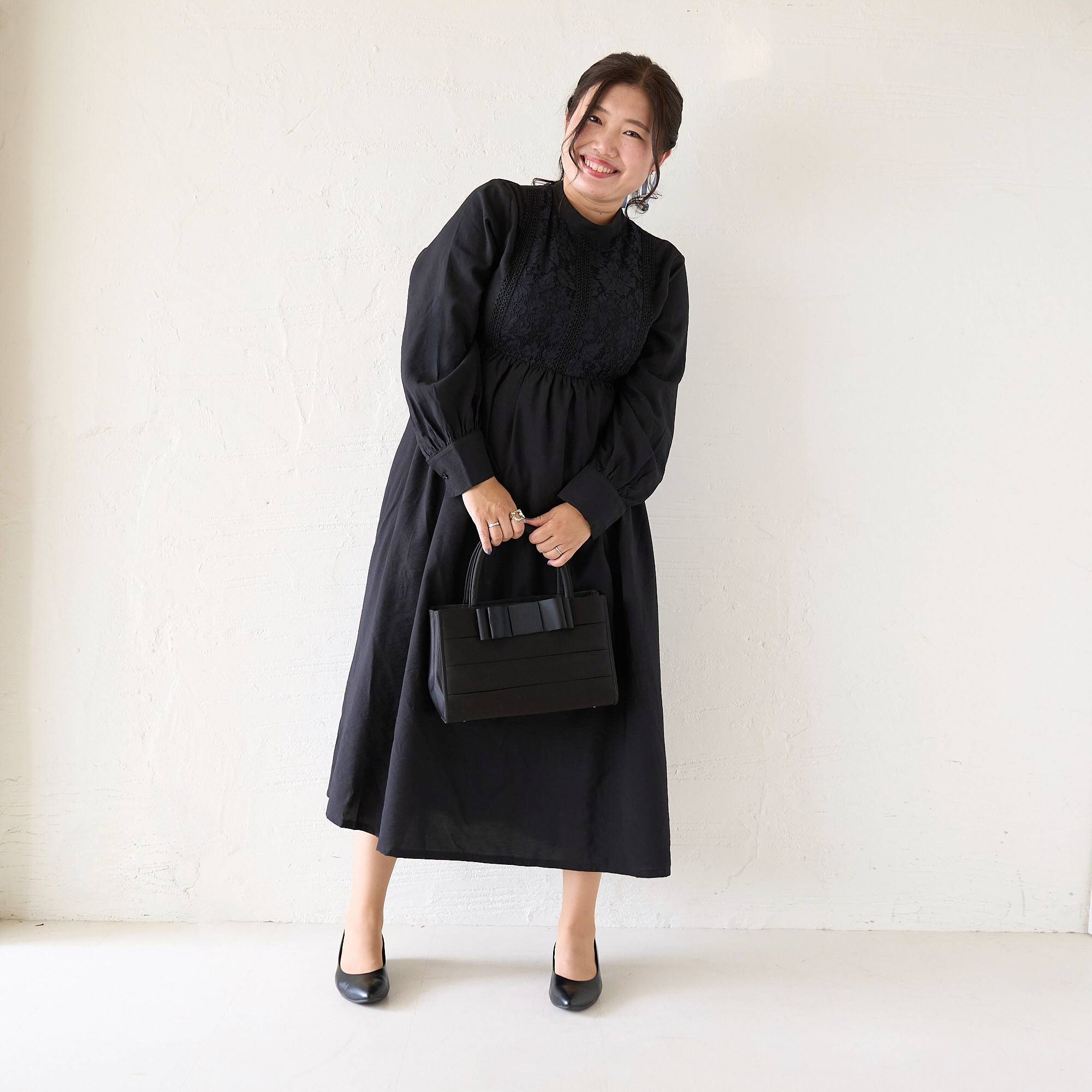 ソフケン フォトフレーム B3サイズ ブラック ワンピースイラスト入り