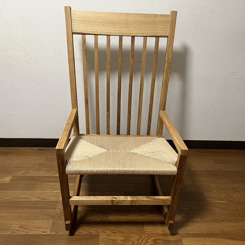 職人の技】木製ロッキングチェア_大きめ