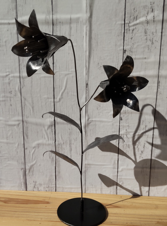 百合のオブジェ