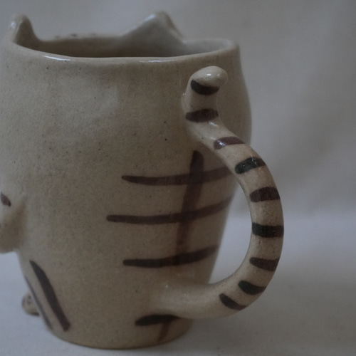 ねこさん陶製植木鉢(とらちゃん) 一輪挿し・花瓶・花器 junko-amonon