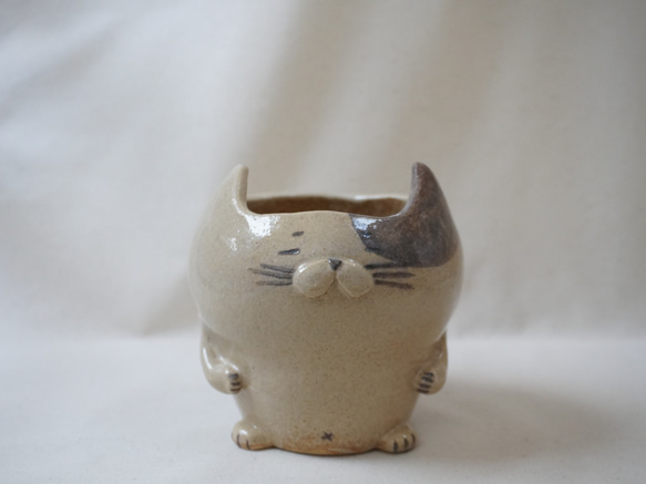 ねこさん陶製植木鉢(ぶちにゃん) 一輪挿し・花瓶・花器 junko-amonon