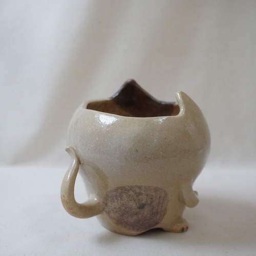 ねこさん陶製植木鉢(ぶちにゃん) 一輪挿し・花瓶・花器 junko-amonon