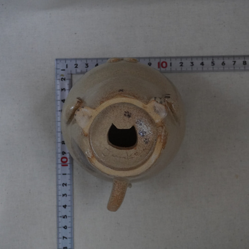 ねこさん陶製植木鉢(ぶちにゃん) 一輪挿し・花瓶・花器 junko-amonon