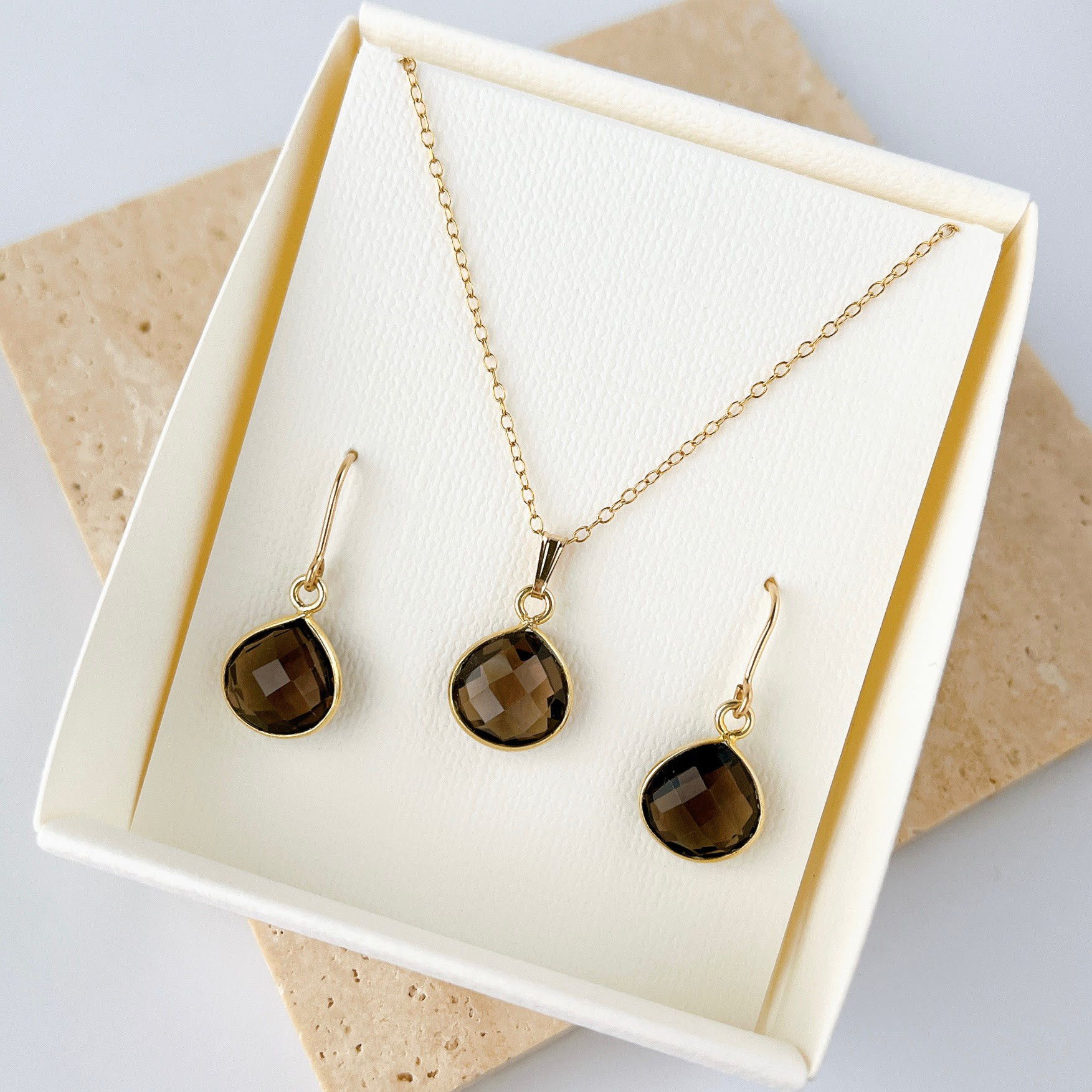 《特集掲載》マロン型スモーキークォーツのピアス/イヤリングとネックレスのセット　天然石 14kgf プレゼント