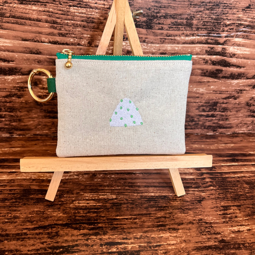 おにぎり刺繍 カラビナ付きポケットティッシュポーチ おにぎり