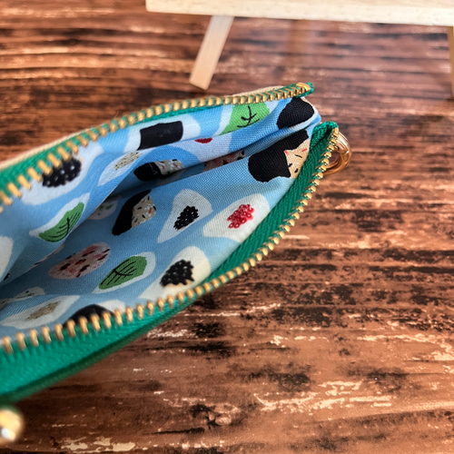 おにぎり刺繍 カラビナ付きポケットティッシュポーチ おにぎり