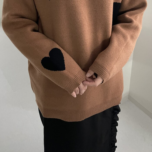 SALE】トレーナー感覚できるお洒落ニット もちっと柔らか触感 厚手