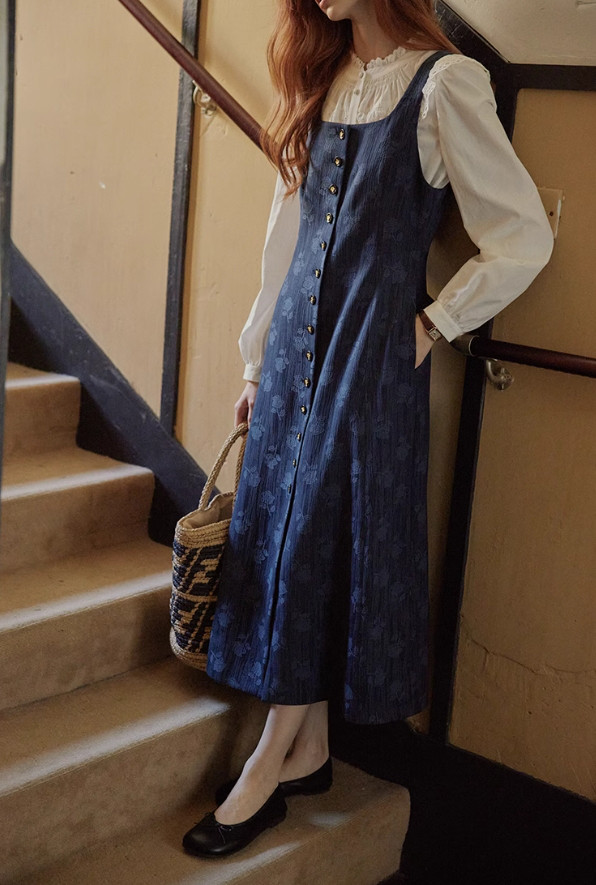 ジャガード生地ワンピース　ノースリーブワンピース