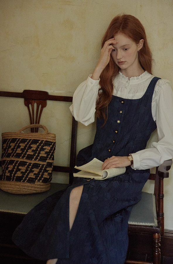 ジャガード生地ワンピース　ノースリーブワンピース