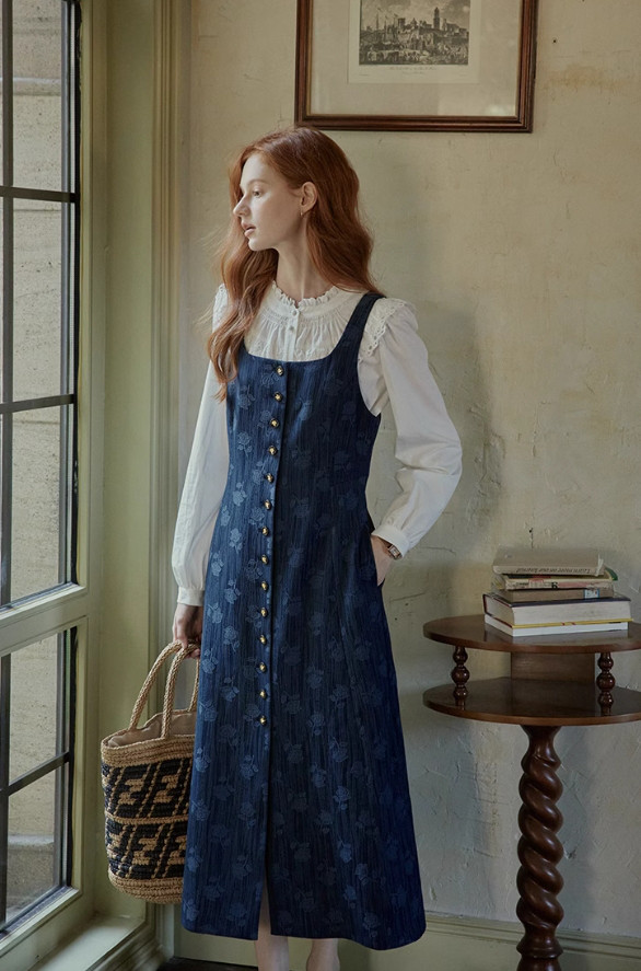 ジャガード生地ワンピース　ノースリーブワンピース