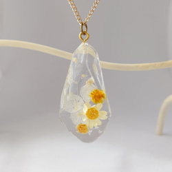 アマゾナイト☆天然石とドライフラワーレジンネックレス✨　豪華バージョン☆ 95a69c662e9dfb01a09d3695b69637