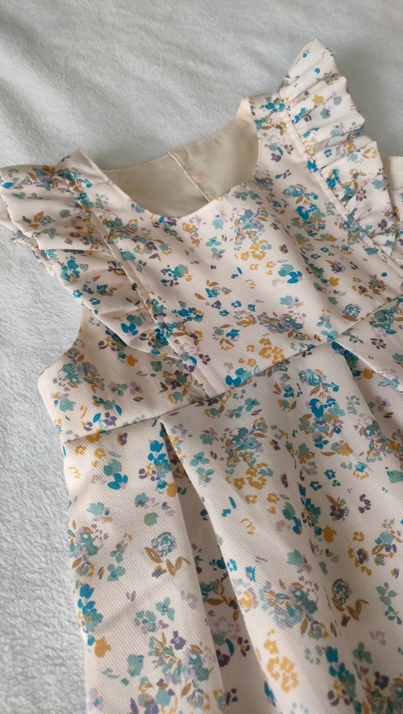 1名様限定SALE価格【フランス生地】ノースリーブワンピース