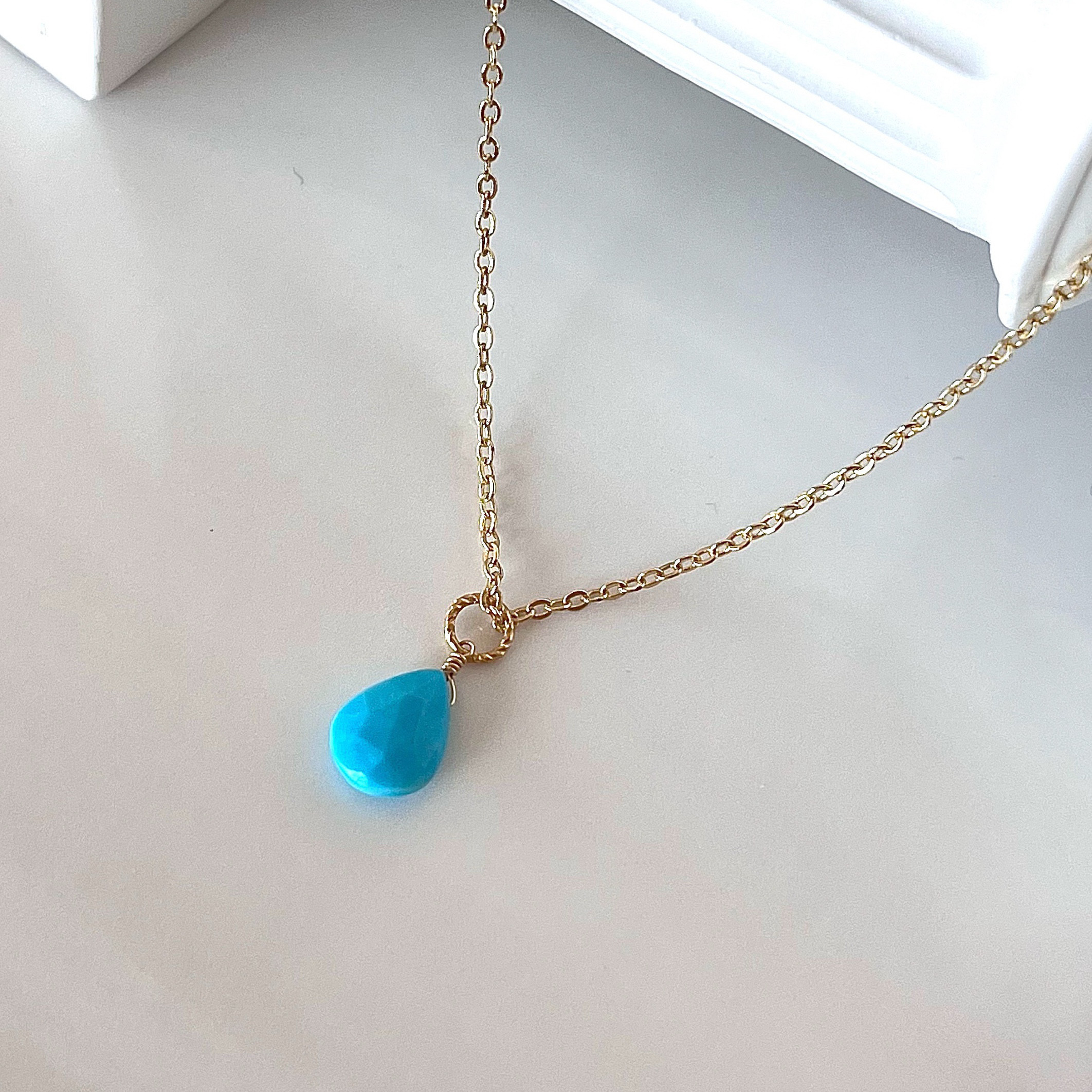 【大粒9mm】トップカラーアリゾナ産スリーピングビューティ ターコイズ 14kgf　ネックレス