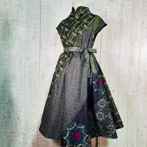 着物ワンピーステントラインマキシ丈【156】紬や大島紬等M〜Ｌサイズ 着物ワンピーステントラインマキシ丈【213】大島紬や紬L〜サイズ