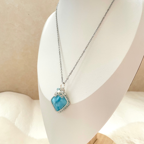 Earth's Beauty ラリマー ペンダントトップ(天然石 天然石ネックレス