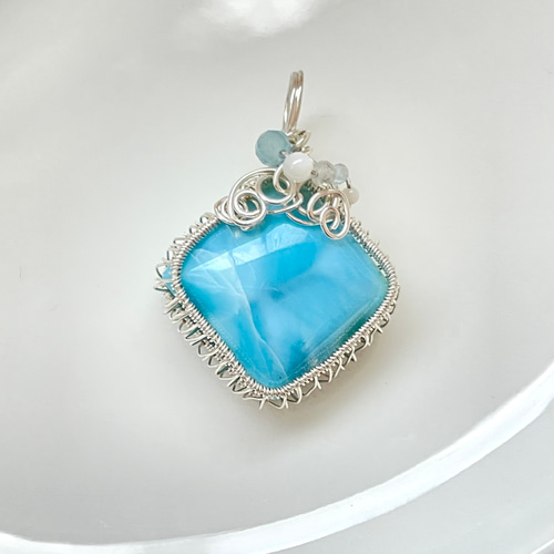 Earth's Beauty ラリマー ペンダントトップ(天然石 天然石ネックレス