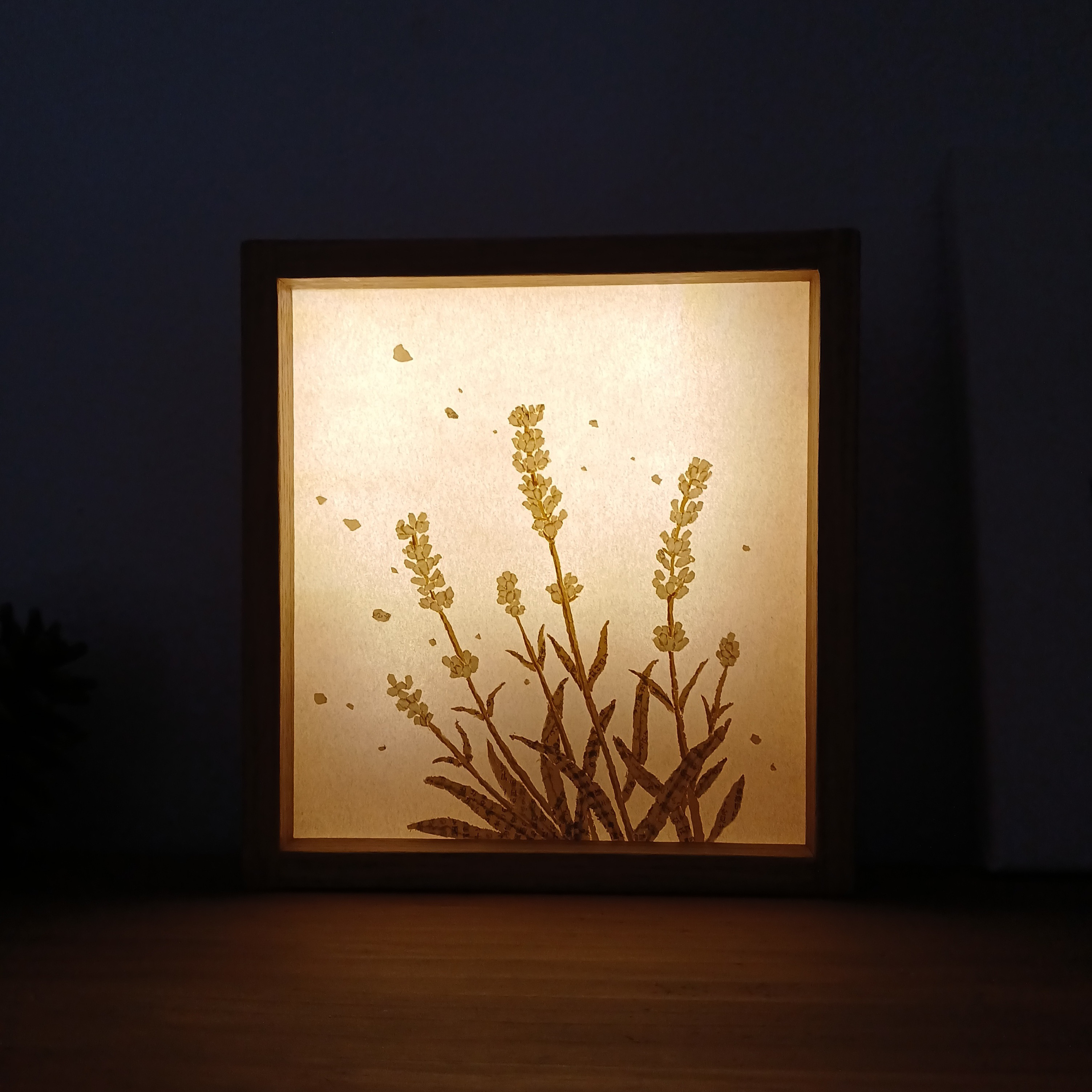 ✽ラベンダー紙アート・ちぎり絵 ・装飾照明・卓上照明・行灯 ライト スタンドライト テーブルランプ ランプ・祝い・飾り✽