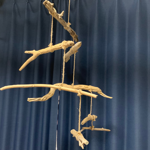 流木の吊り下げバランスオブジェ その他インテリア雑貨 風 通販