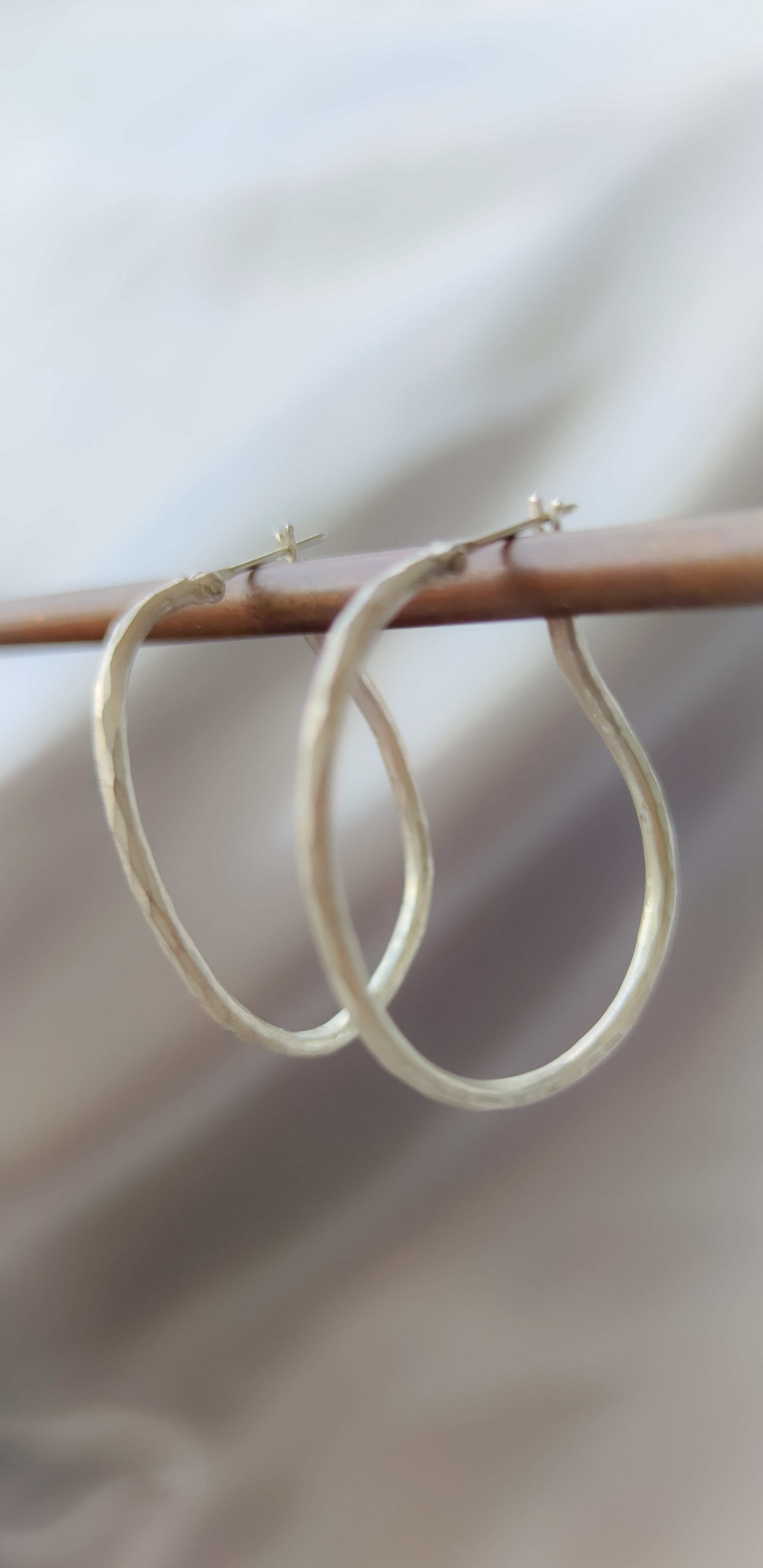 ヤスリ目/カット面フープピアス