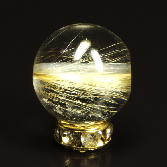 透明度100%の少し分け有りの水晶です。