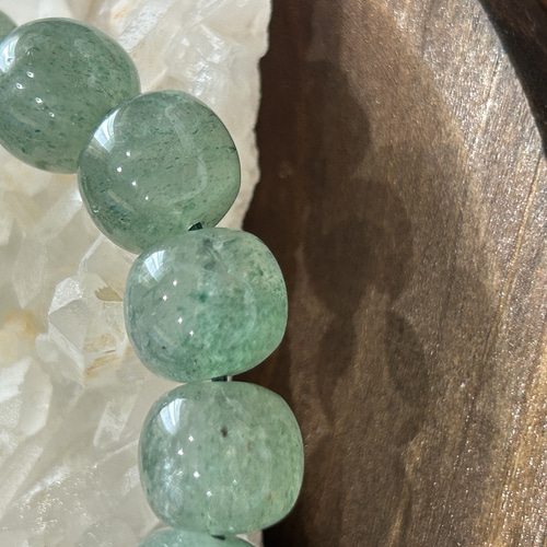 グリーンストロベリークォーツ✴︎ブレスレット11mm ブレスレット