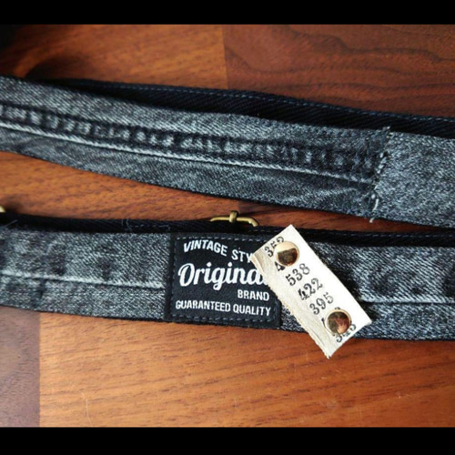 デニムリメイク、ブラック、オリジナル、男女兼用ショルダーベルト No500【Black DENIM Remake SHOLDER❤️】デニムリメイクショルダー紐