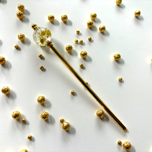 花瓶　水刺し　透明な茶黄色 花瓶 水刺し 透明な茶黄色