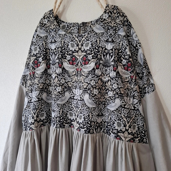 【即納】いちご泥棒 コットンリネン ワンピース ウィリアム・モリス ワンピース ウィリアム モリス