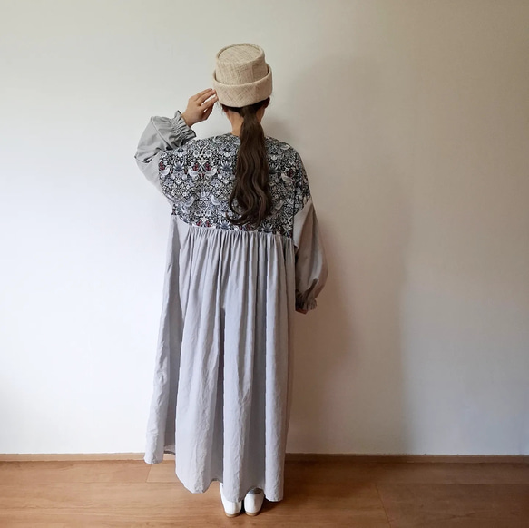 【即納】いちご泥棒 コットンリネン ワンピース ウィリアム・モリス ワンピース ウィリアム モリス