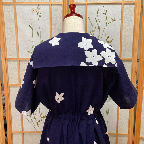 桔梗系 百合の花 浴衣リメイクワンピース 桔梗系 百合の花 浴衣リメイクワンピース - メルカリ