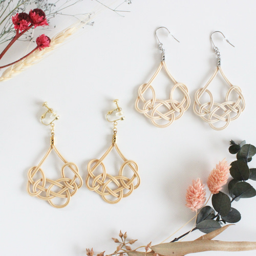 1388 新作*ラタン*ワイヤースター*じゃらじゃらピアス・イヤリング