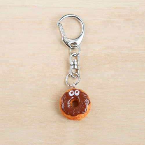 食べ物キーホルダー♢チョコドーナツくん キーホルダー 日なたの窓  