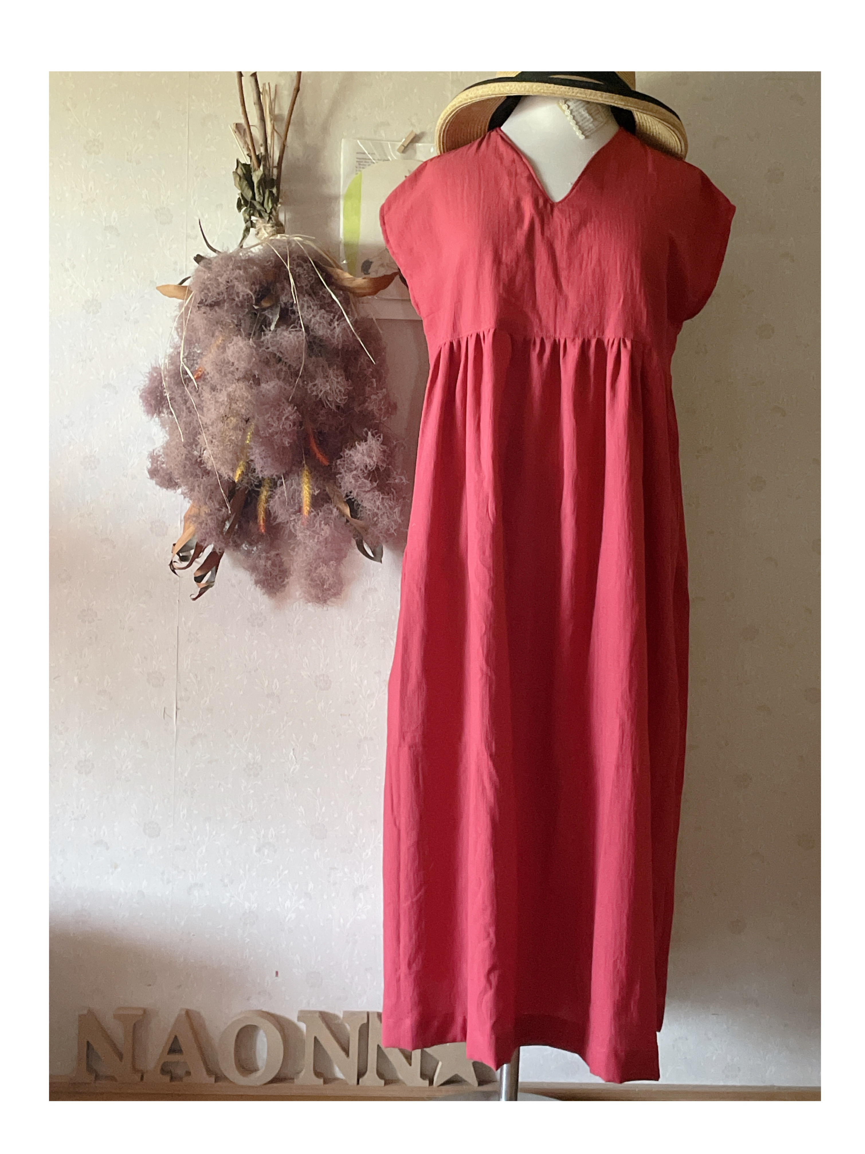 Vネックワンピース(レッド)