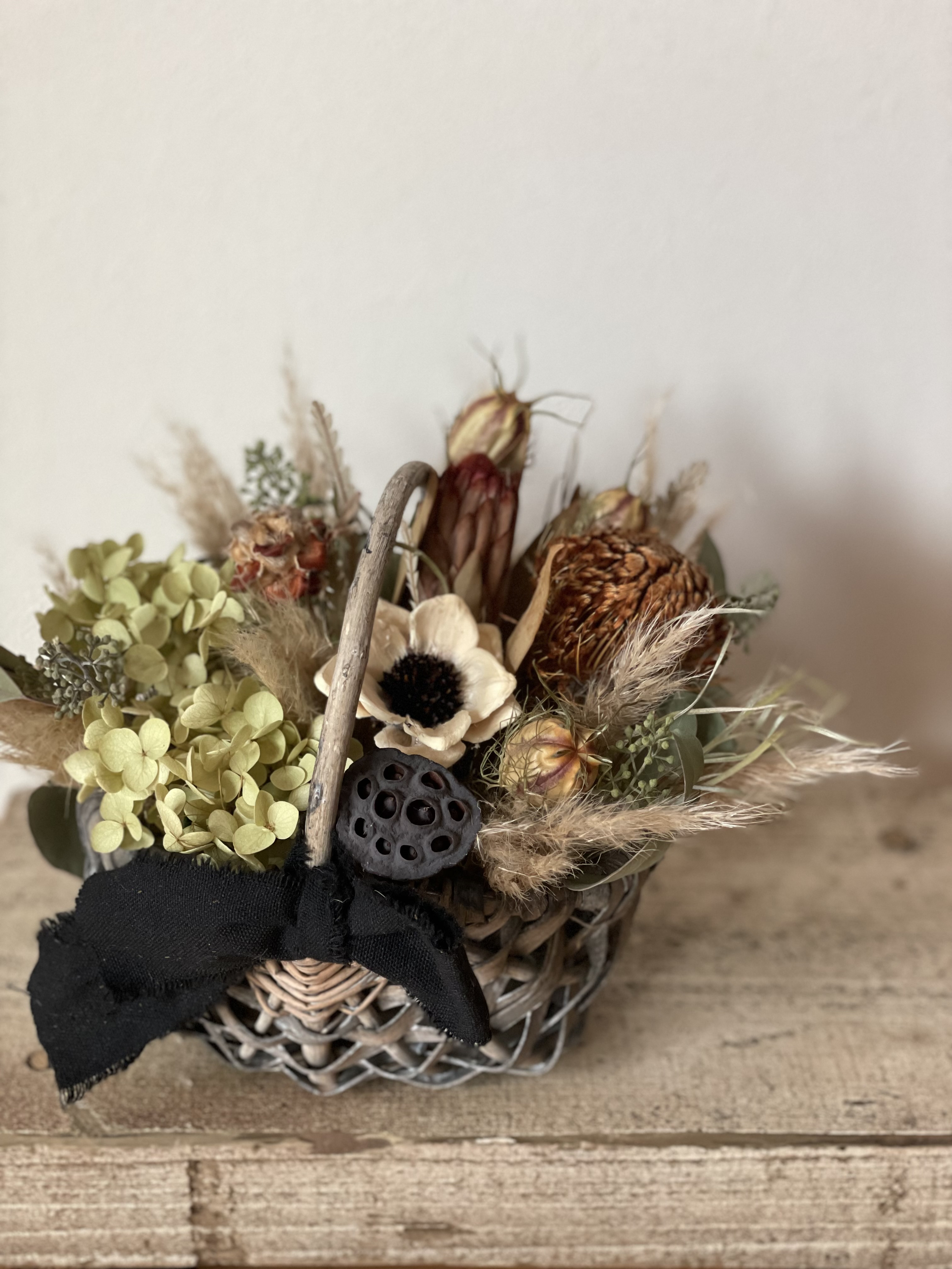 スモークツリー とピンクハーフリース バラ 千日紅 貝細工 ドライ