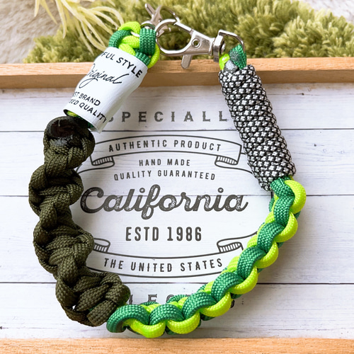 パラコード✶スマホストラップ✶ショート手首用✶ハンドストラップ