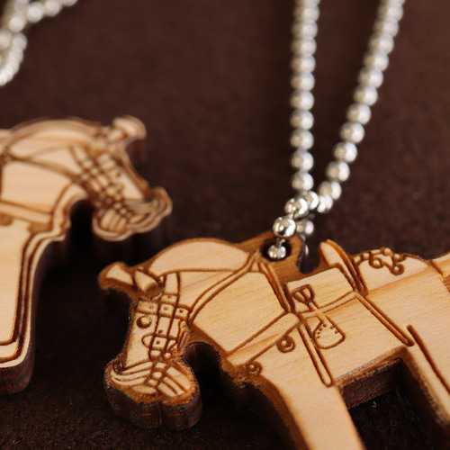 馬形埴輪ヒノキストラップ (659-962) 携帯ストラップ Do_goods 通販