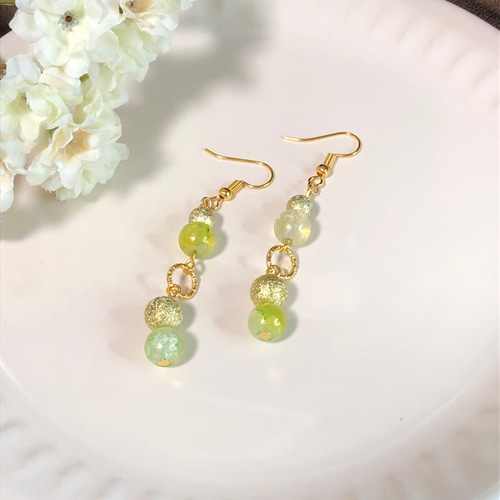 ガラスビーズ ロング ピアス ゴールド ハンドメイド 春 夏 秋 冬