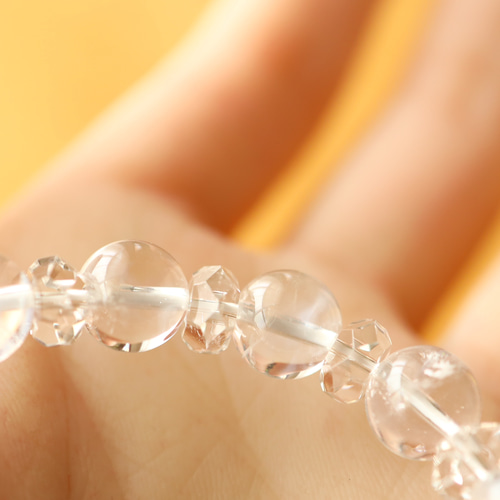 ☆スーパープレミアムブレス☆エンジェルフェザークォーツ：9ミリ