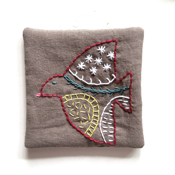 新作⭐︎鳥デザイン刺繍　コットンリネンコースター　1枚ずつ 7枚目の画像